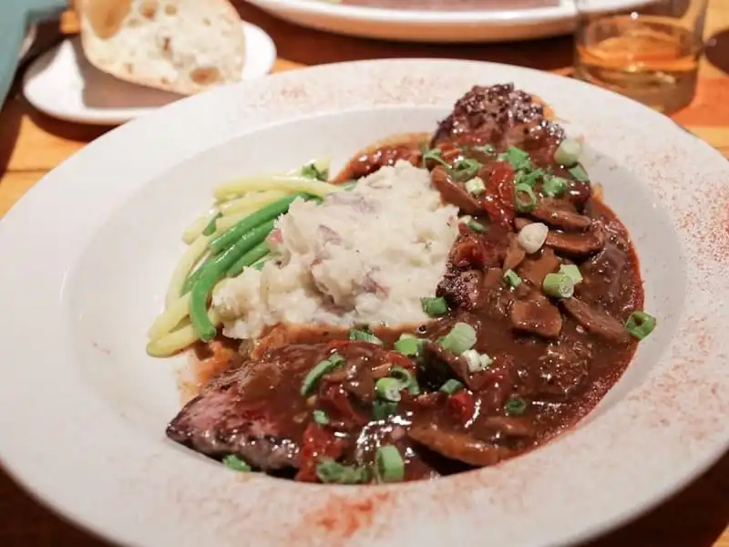 wanderlust_tips_50_mon_ngon_nen_thu_trong_doi_47