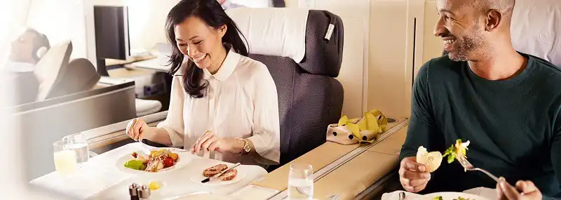 wanderlust_tips_6_dich_vu_xa_xi_nhat_tren_may_bay_3