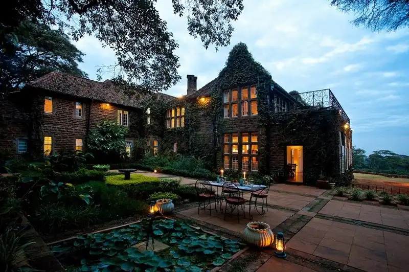 wanderlust_tips_An-sang-cung-huou-cao-co-o-Kenya-2