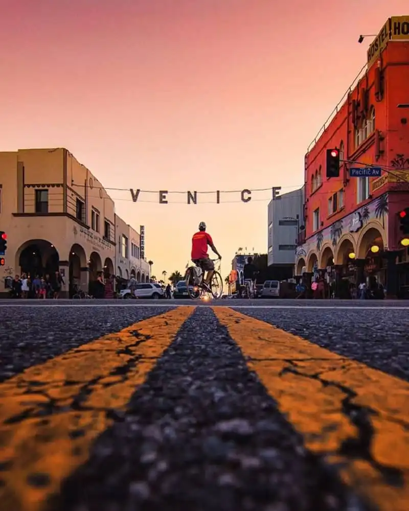 wanderlust_tips_Di-du-lich-duoc-tra-cong-voi-Beautiful-Destinations-1