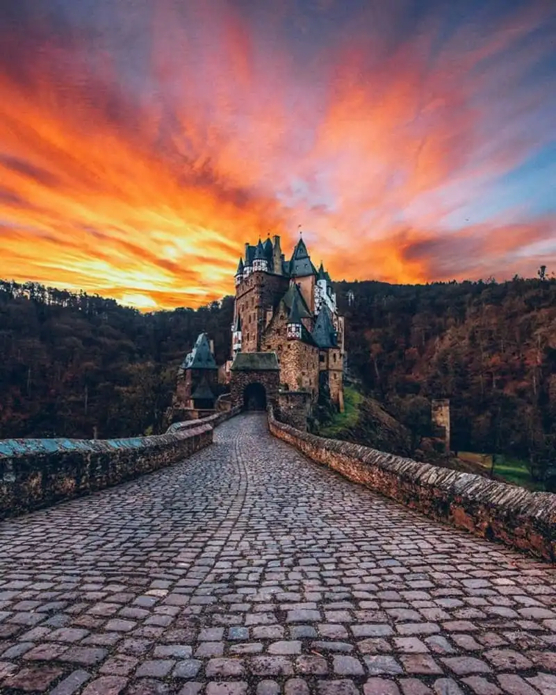 wanderlust_tips_Di-du-lich-duoc-tra-cong-voi-Beautiful-Destinations-2