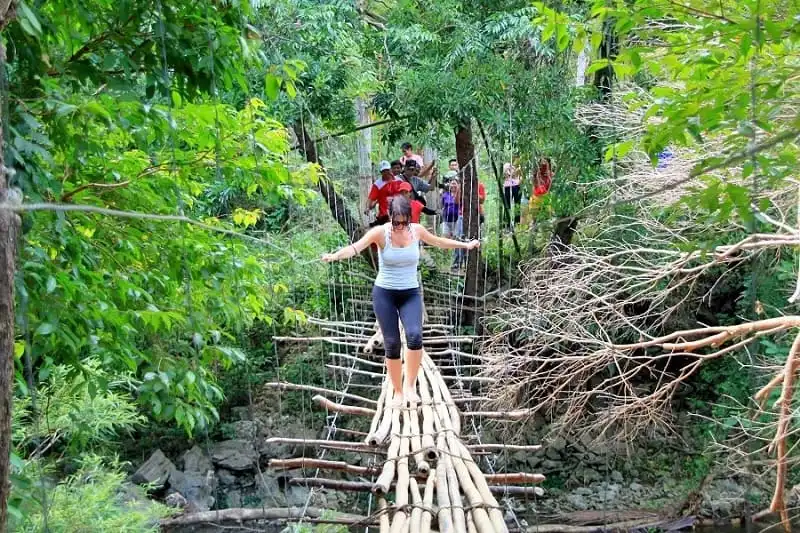 Cô gái bỏ việc lương cao, du lịch khắp thế giới 6 wanderlust_tips_bo_viec_luong_cao_tiet_kiem_tien_du_lich_2