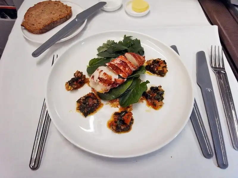 wanderlust_tips_bua_an_cua_20_hang_hang_khong_tot_nhat_the_gioi_11