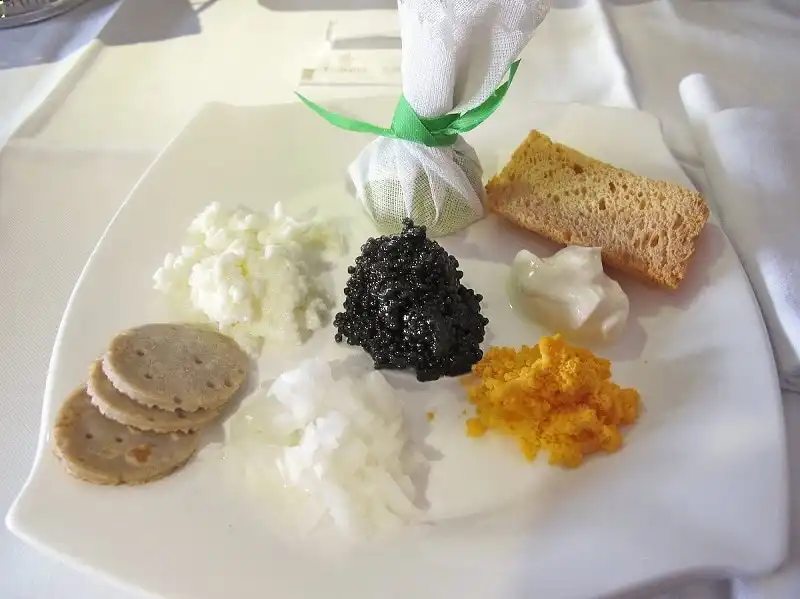 wanderlust_tips_bua_an_cua_20_hang_hang_khong_tot_nhat_the_gioi_19