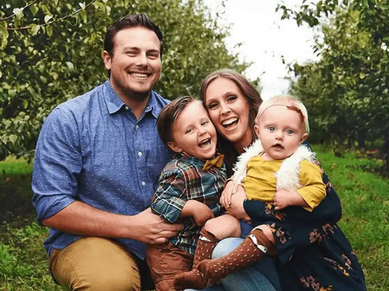 wanderlust_tips_cap_doi_bien_xe_bus_thanh_nha_di_dong_14