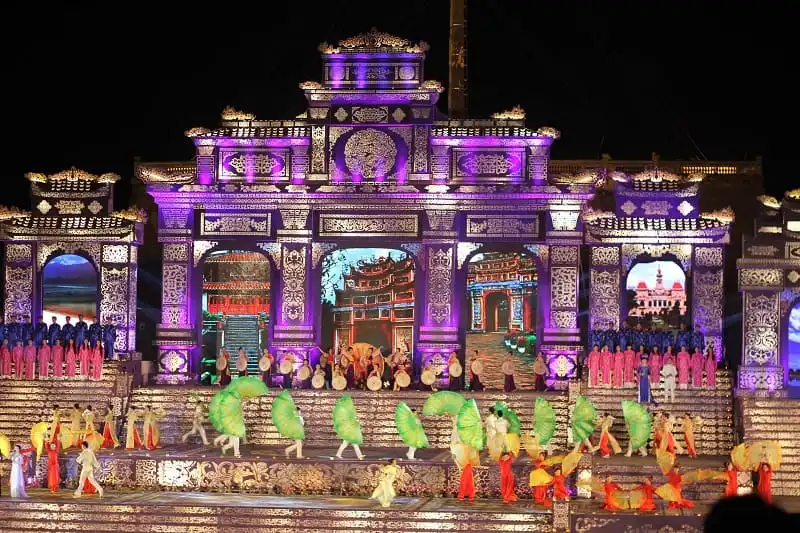 wanderlust_tips_dai_noi_hue_mo_cua