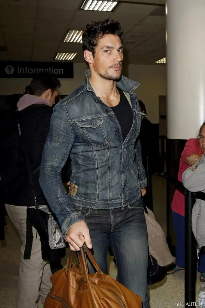 Bí kíp di chuyển nhiều bằng máy bay mà luôn xinh đẹp của sao thế giới 9 wanderlust_tips_hoc-cach-du-lich-nhu-sao-5