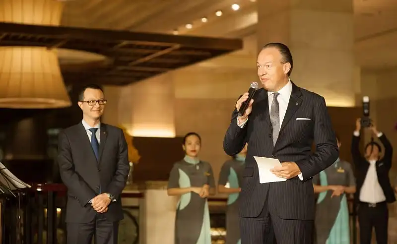 Khai trương khách sạn Pan Pacific đầu tiên tại Việt Nam 5 Ông Bernold Schroeder, Giám đốc Điều hành Tập đoàn PPHG phát biểu tại buổi lễ