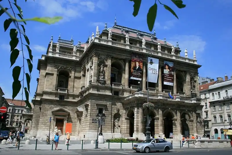 wanderlust_tips_kham_pha_budapest_vien_ngoc_danube_2