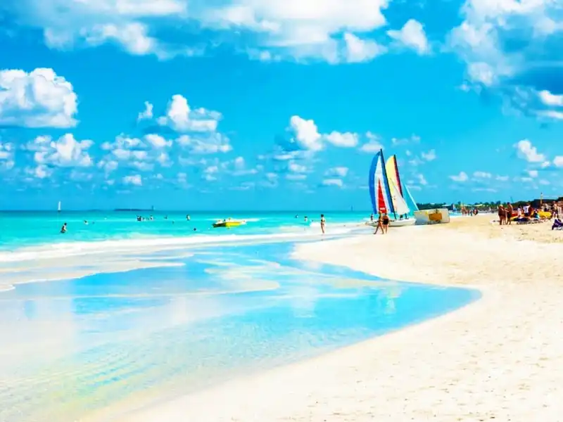 Khám phá "viên ngọc bích" vùng Caribe 9 wanderlust_tips_kham_pha_cuba_4