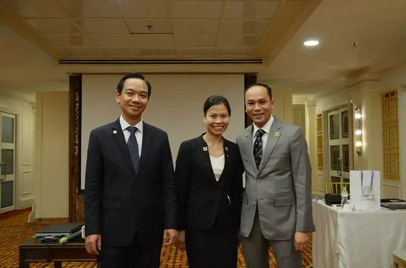 wanderlust_tips_quan_ly_concierge_intercontinental_hanoi_westlake_tro_thanh_thanh_vien_hiep_hoi_les_clefs_singapore_2