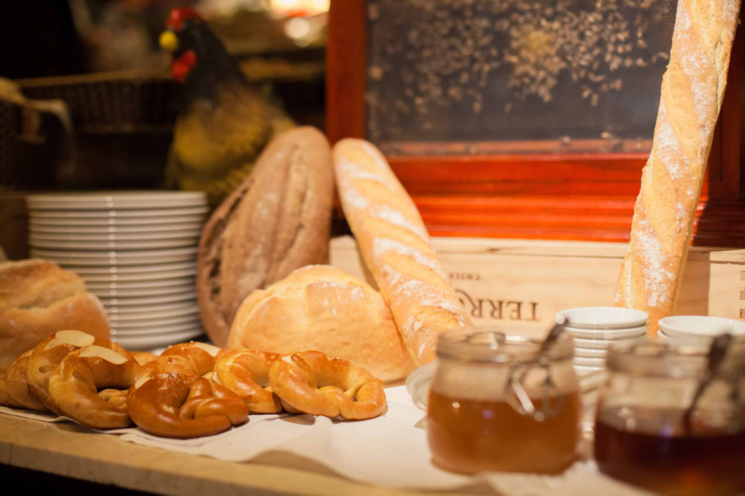 Ẩm thực đặc sắc tại Khách sạn Intercontinental Hanoi Westlake