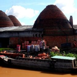 wanderlust tips doc dao nghe lam gom do o vinh long 3