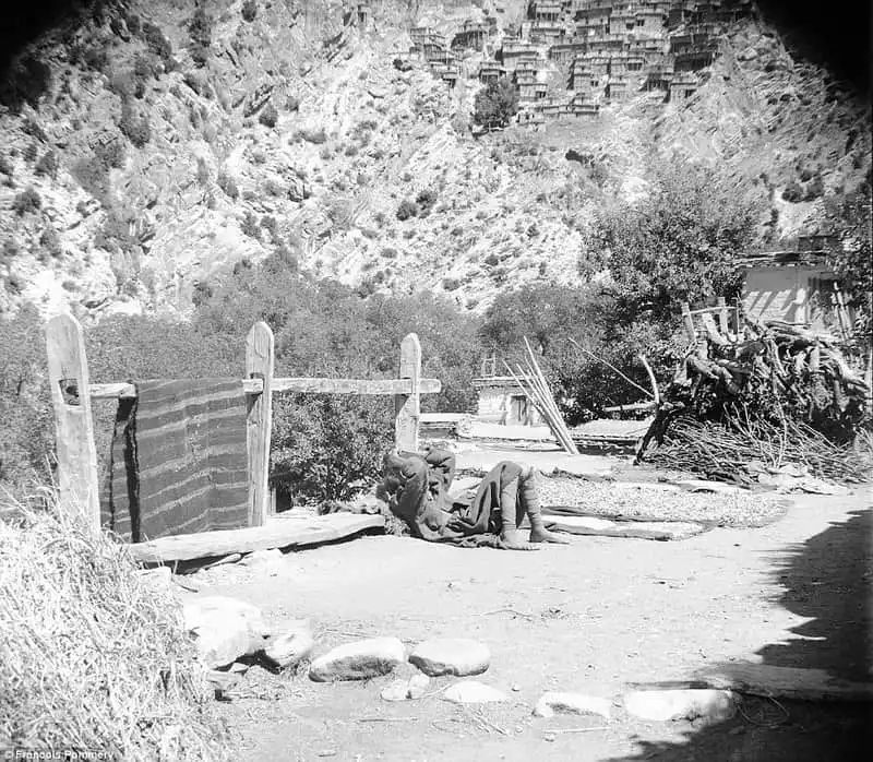 Wanderlust_tips_Afghanistan-xinh-dep-va-binh-yen-nhung-nam-60-70-11