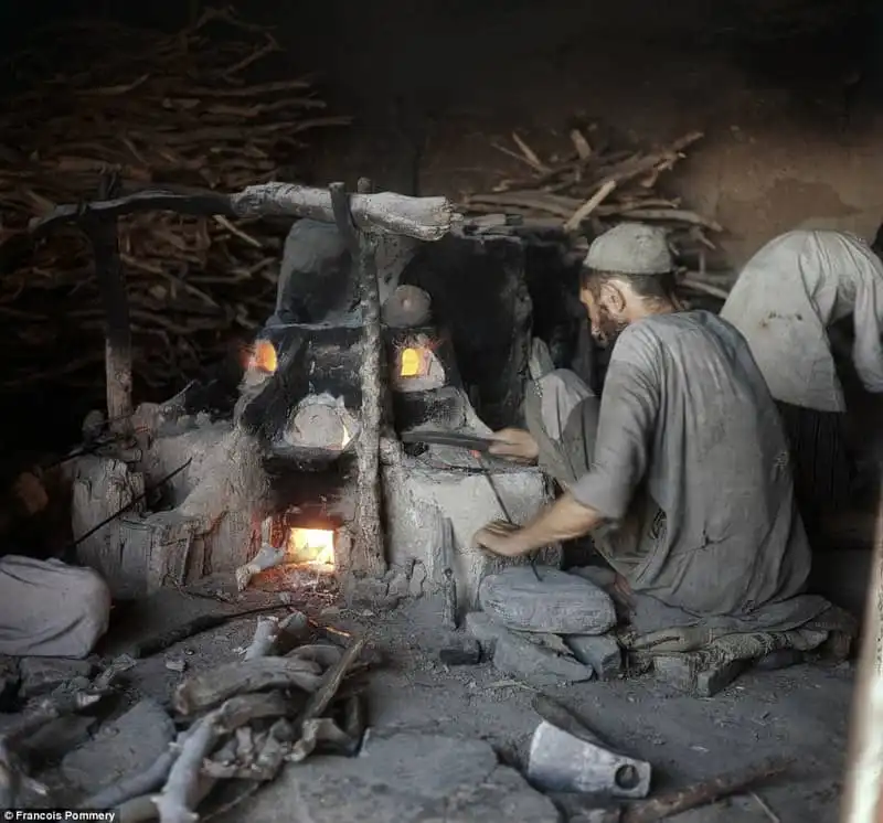 Wanderlust_tips_Afghanistan-xinh-dep-va-binh-yen-nhung-nam-60-70-13