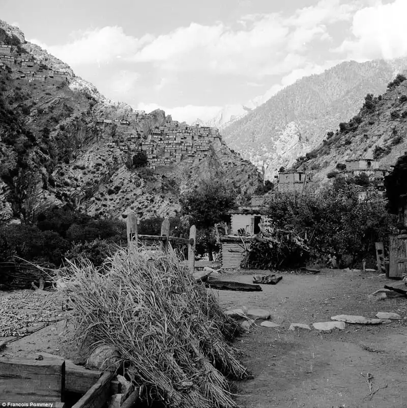 Wanderlust_tips_Afghanistan-xinh-dep-va-binh-yen-nhung-nam-60-70-8