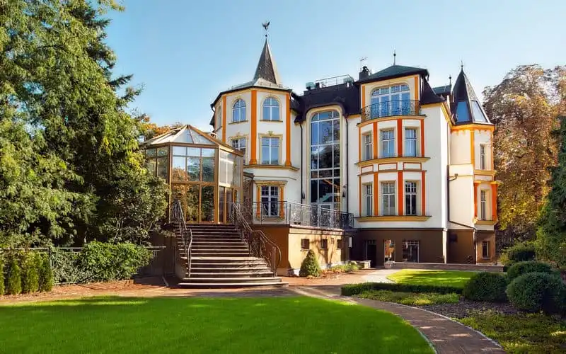 Wanderlust_tips_Kinh-nghiem-du-lich-Ba-Lan-duyen-dang-Trung-Au-9