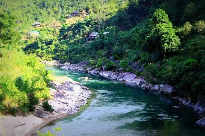 wanderlust-tips-ban-se-hoi-tiec-neu-toi-quang-tri-ma-khong-ghe-dakrong-1