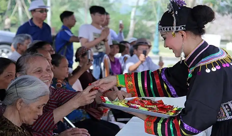 wanderlust-tips-chinh-thuc-thu-ve-tham-quan-lang-van-hoa-cac-dan-toc-viet-nam-1