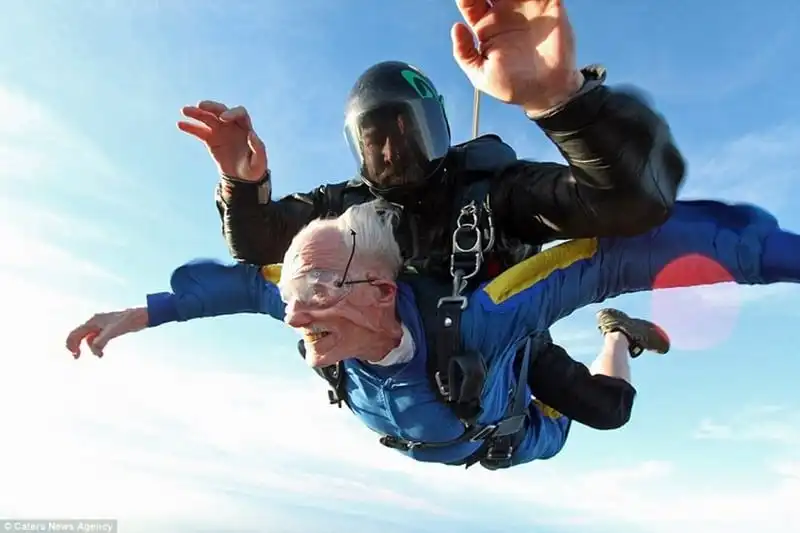 wanderlust-tips-man-trinh-dien-cua-nhung-ke-lieu-mang-13