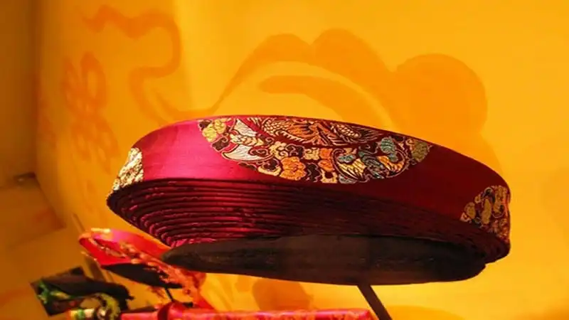 wanderlust-tips-tim-hieu-quy-trinh-san-xuat-trang-phuc-hau-dong-2