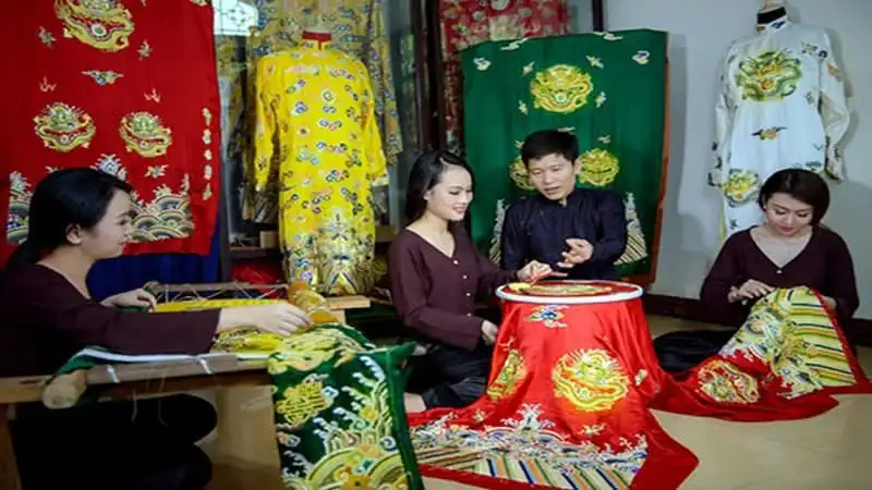 wanderlust-tips-tim-hieu-quy-trinh-san-xuat-trang-phuc-hau-dong-5