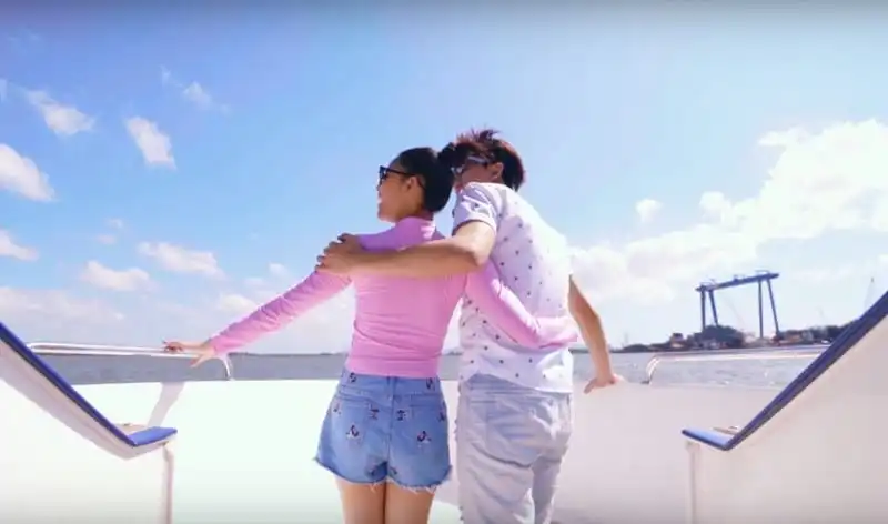 Tim và Trương Quỳnh Anh đưa nhau đi khắp Việt Nam trong MV mới 8 wanderlust-tips-tim-va-truong-quynh-anh-dua-nhau-di-khap-viet-nam-trong-mv-moi-7