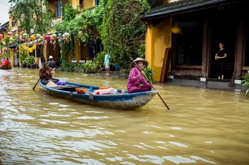 Vẻ đẹp Hội An mùa nước lũ 10 wanderlust-tips-ve-dep-hoi-an-mua-nuoc-lu-6