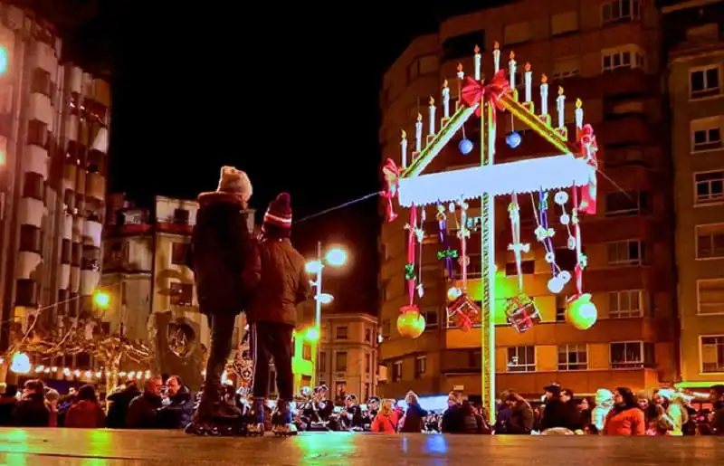 wanderlust_tips_11_truyen_thong_giang_sinh_ky_la_the_gioi_8