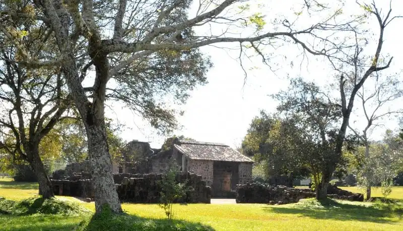 wanderlust_tips_16-su-that-thu-vi-ve-Paraguay-co-the-ban-chua-biet (1)