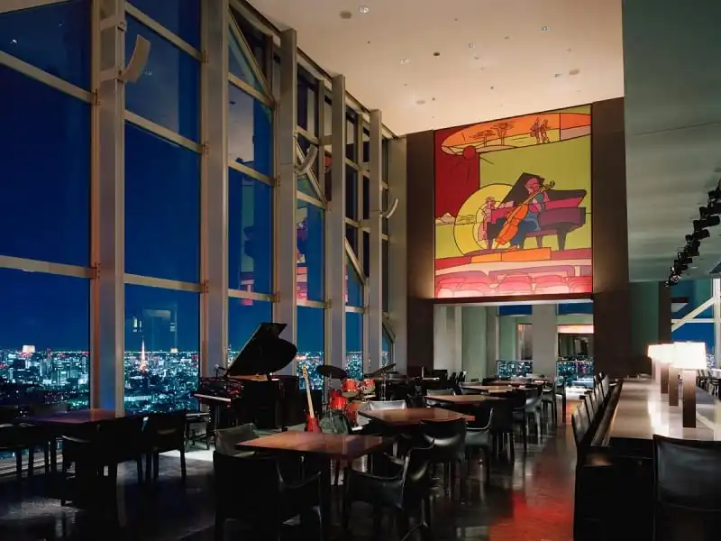 wanderlust_tips_21_quan_bar_co_view_dep_nhat_the_gioi_16