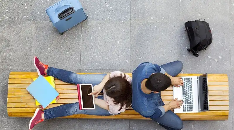 wanderlust_tips_9-dau-hieu-ban-da-di-du-lich-qua-nhieu-1