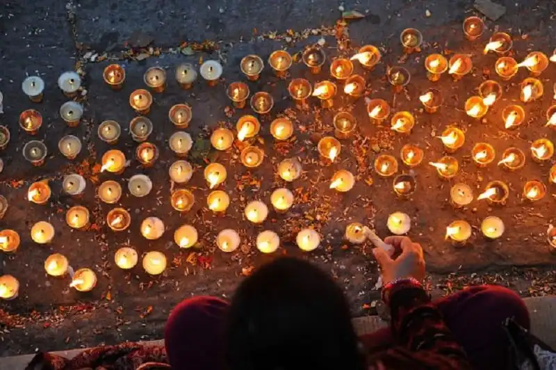 wanderlust_tips_Bala-Chaturdashi-le-hoi-tuong-niem-nguoi-than-da-mat-o-Nepal