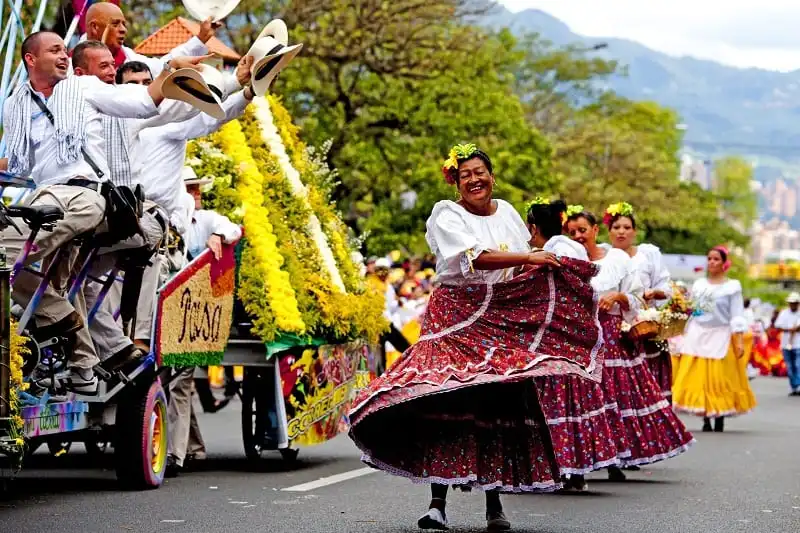 Bản đồ các nước trên thế giới và những cái nhất 9 wanderlust_tips_ban-do-cac-nuoc-tren-the-gioi-va-nhung-cai-nhat-1