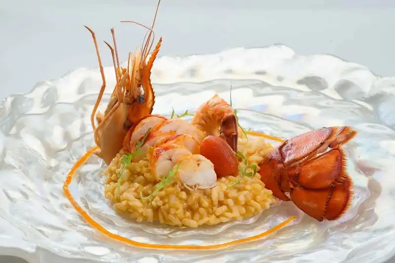 Bản giao hưởng hải sản phong vị Ý tại nhà hàng R&J 5 wanderlust_tips_ban_giao_huong_hai_san_1