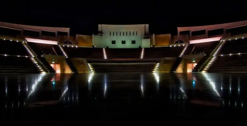 wanderlust_tips_long-lay-Qatar-10