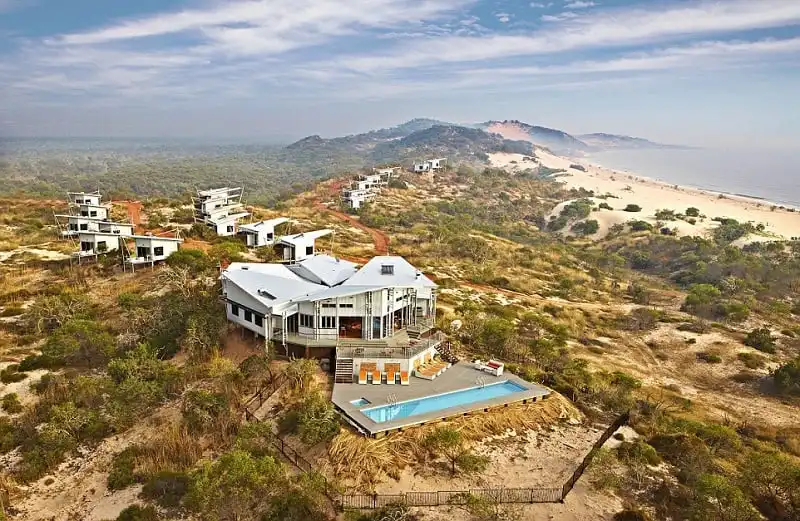 wanderlust_tips_nhung_khach_san_hoang_da_nhat_the_gioi_2