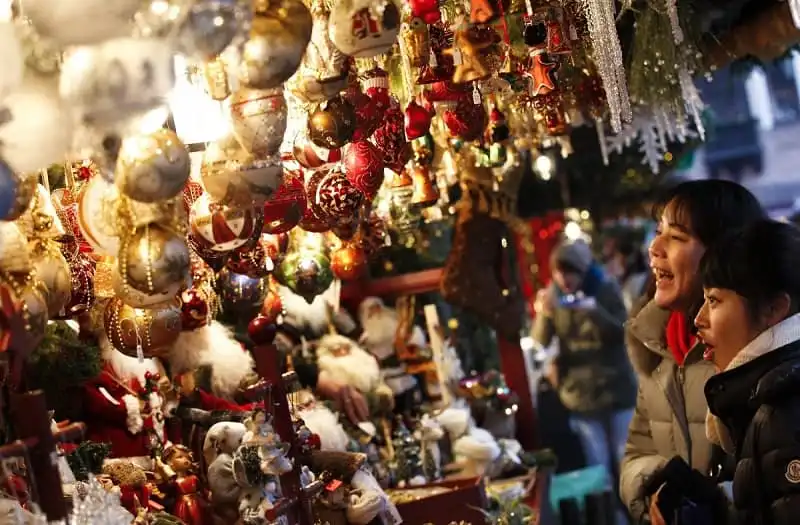 wanderlust_tips_nuoc_duc_ron_rang_mua_le_hoi_8