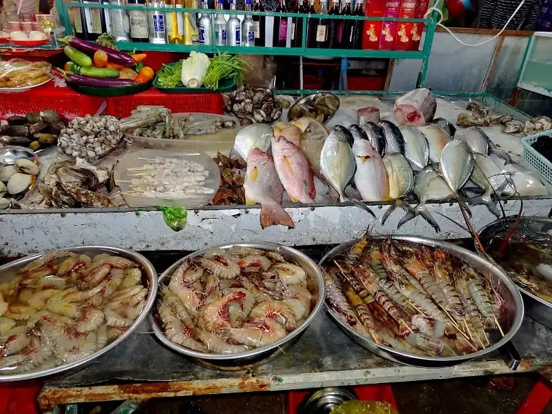 wanderrlust_tips_8_diem_nen_di_buoi_toi_phu_quoc_1