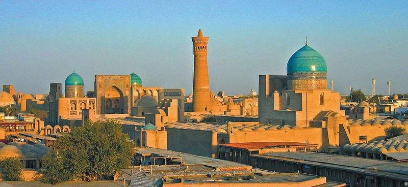 Miễn thị thực đến Uzbekistan cho du khách Việt