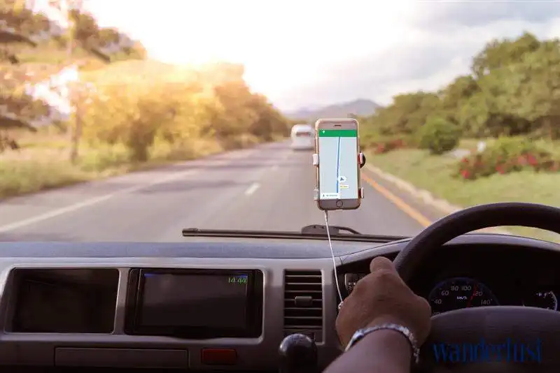 10 nhóm ứng dụng hữu ích trên đường du lịch 5 05wanderlust_tips_10_mon_ung_dung_huu_ich_tren_duong_du_lich_4