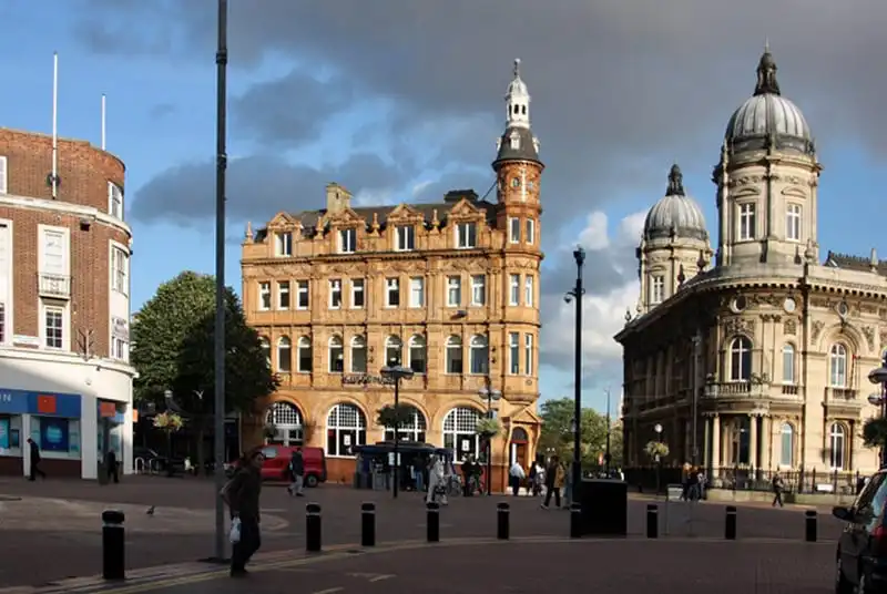 Wanderlust_tips_nhung-diem-den-hot-nhat-2017-DailyMail-10