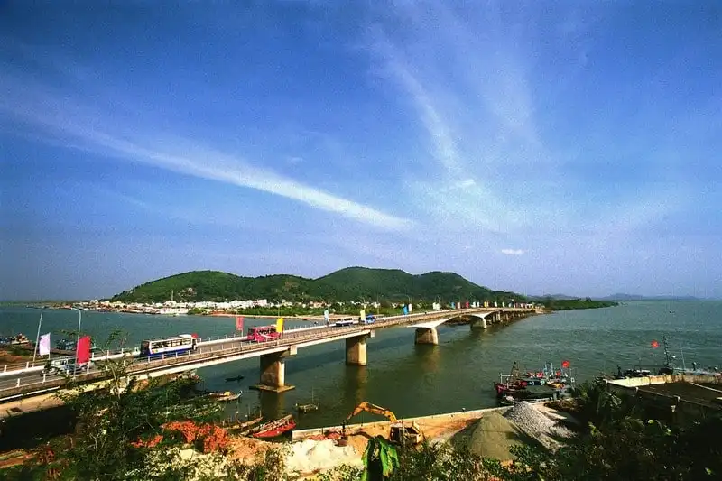 wanderlust-tips-an-tuong-ve-dep-van-hoa-va-lich-su-ha-tien-1