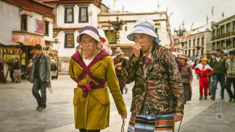 wanderlust-tips-cuoc-song-doi-thuong-o-tay-tang-22