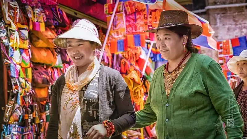 wanderlust-tips-cuoc-song-doi-thuong-o-tay-tang-3