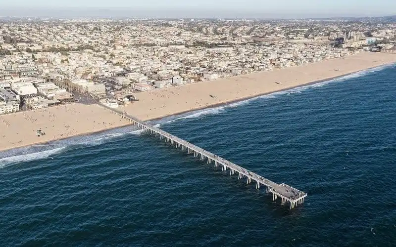 wanderlust-tips-ghe-tham-nhung-boi-canh-tuyet-dep-trong-phim-la-la-land-4