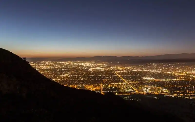 wanderlust-tips-ghe-tham-nhung-boi-canh-tuyet-dep-trong-phim-la-la-land-6