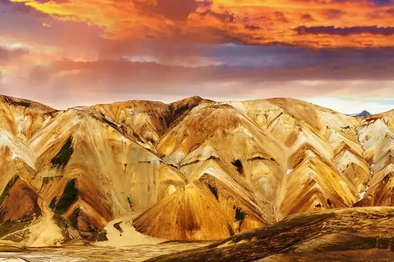 wanderlust-tips-iceland-diem-den-mo-uoc-cua-moi-phuot-thu-khap-the-gioi-19