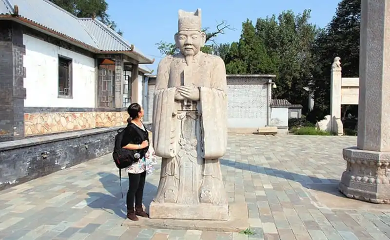 wanderlust-tips-rung-ron-bao-tang-thai-giam-o-trung-quoc-11