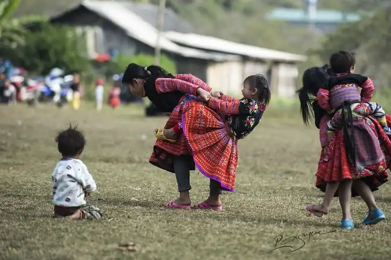 wanderlust-tips-toi-moc-chau-thang-12-am-lich-de-don-tet-cung-nguoi-hmong-13